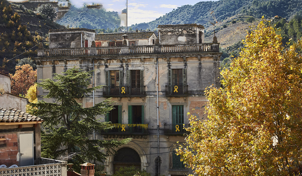 Color image of Celler Vall Llach Fermentation Building